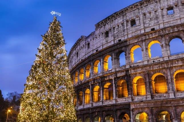 arbol de navidad Coliseo Roma
