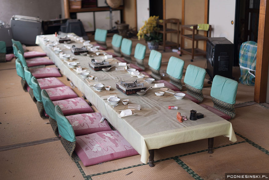 Zona de exclusión de Fukushima, 2015 - Comedor