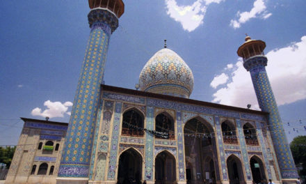 Descubre los colores de la mezquita Nasir ol Molk
