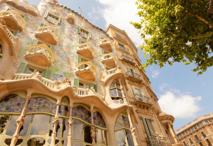 visitar lugares emblemáticos de Barcelona, ​​qué obras de Gaudí visitar en Barcelona, ​​Casa Batlló de Gaudí