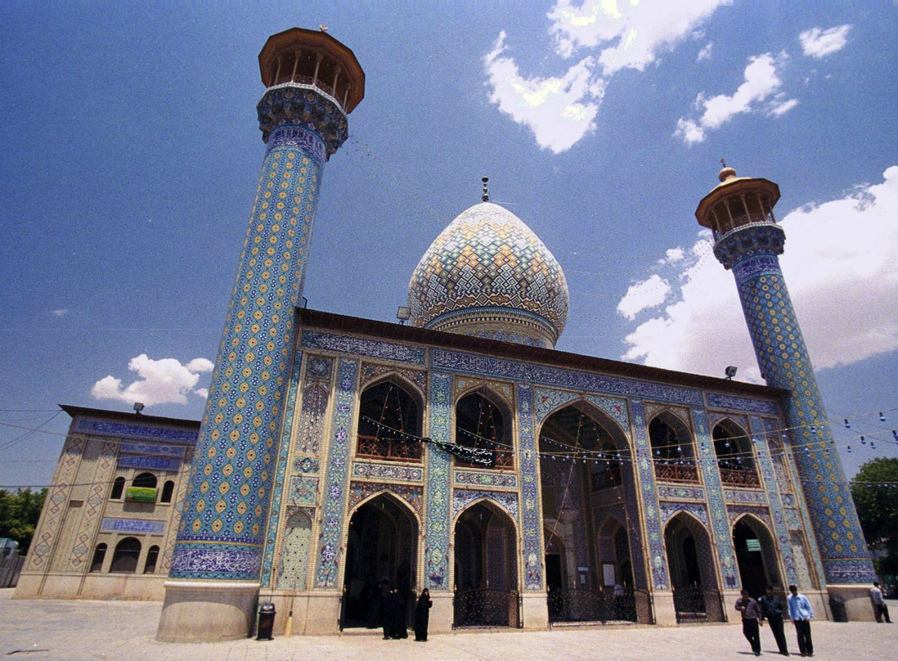 Exterior de la Mezquita Rosa de Shiraz en Irán