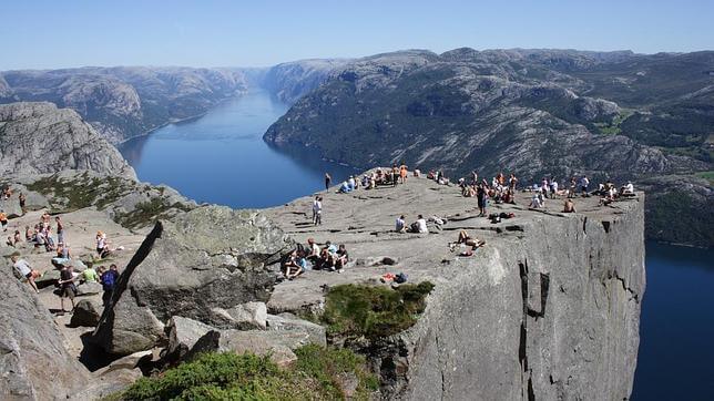 Los acantilados de Preikestolen, Noruega