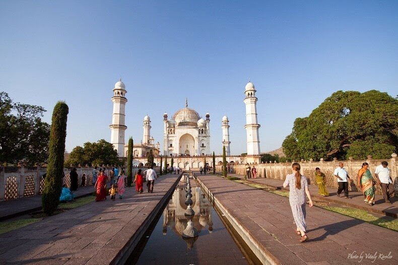 Bibi Ka Maqbara, construcción gemela del Taj Mahal