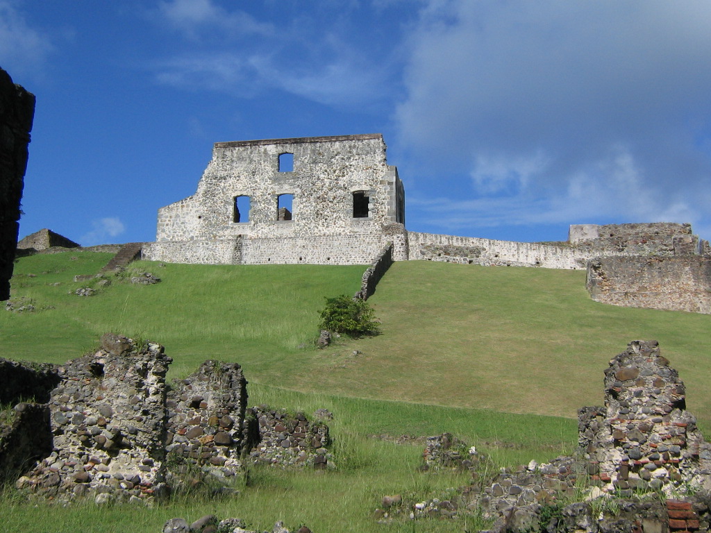 visitar Martinica senderismo Castillo de Caravelle Dubuc