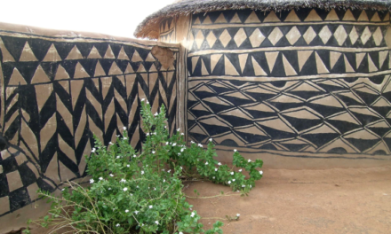Tiébélé, un pequeño pueblo de Burkina Faso con una arquitectura inusual