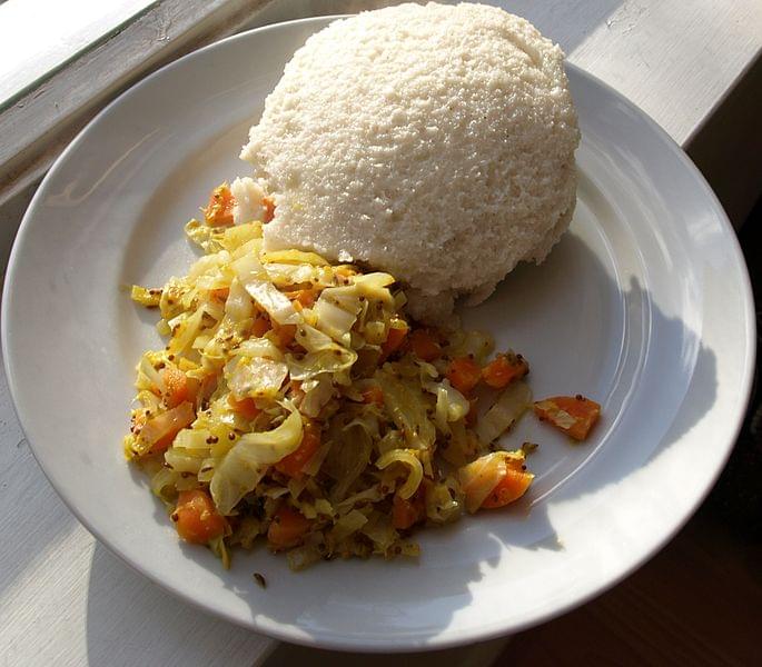 plato típico ugali y repollo