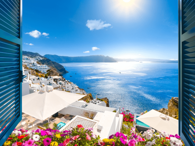 La mejor época para visitar Santorini. Cuándo ir y consejos de viaje