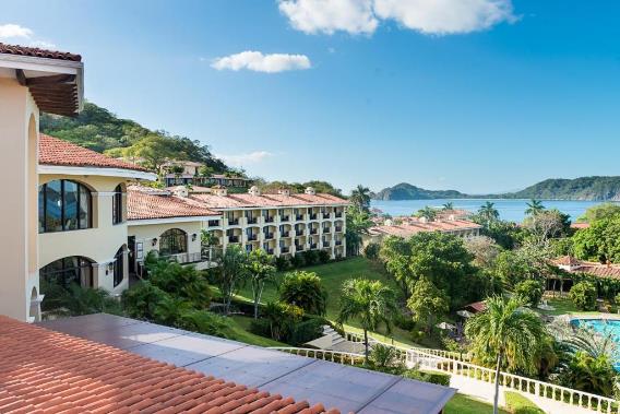 Increíble vista al balcón en uno de los mejores resorts todo incluido de Costa Rica, el Occidental Papagayo