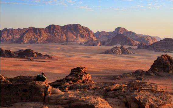 Wadi Rum en Jordania, un lugar de rodaje de Star Wars para Rogue One y Rise of the Skywalker como los planetas Pasaana y Jedha