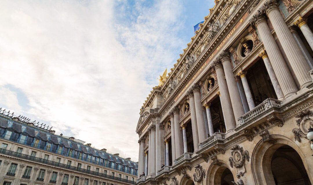 Consejos para Vivir en Paris: Descubre la Ciudad de la Luz y el Amor