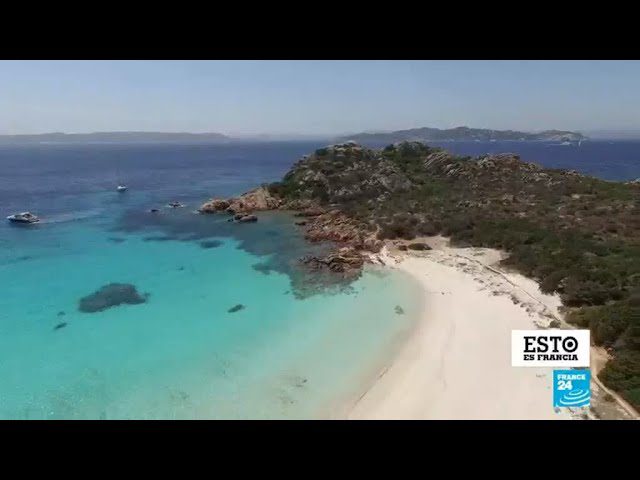Explora los Acantilados Imposibles de Córcega: la Isla de los Sueños Mediterráneos