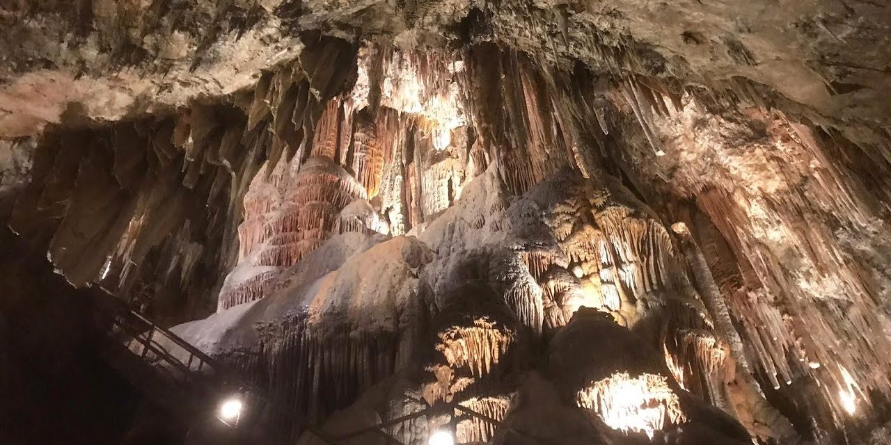 Explorando Valporquero: La Catedral Subterránea de León Más Sorprendente